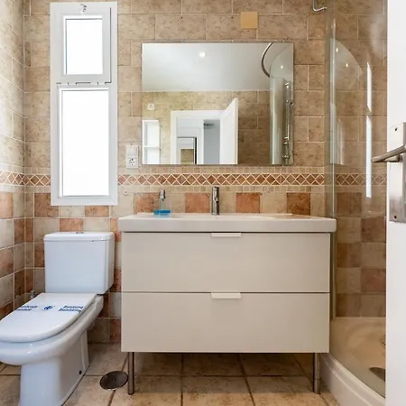 Apartment Dona Lola Micaela: Beachfront Duplex With Sea Views Mijas