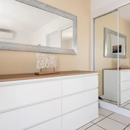 Dona Lola Micaela: Beachfront Duplex With Sea Views * Mijas